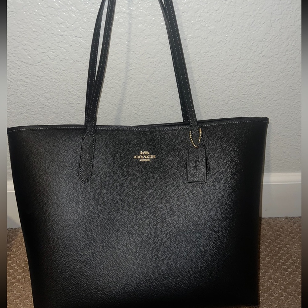 NWOT Coach City Tote Bag